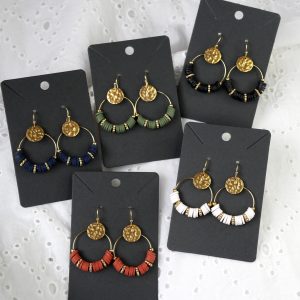 Boucles d'oreilles bohème chic en perles heishi | Acier inoxydable couleur or